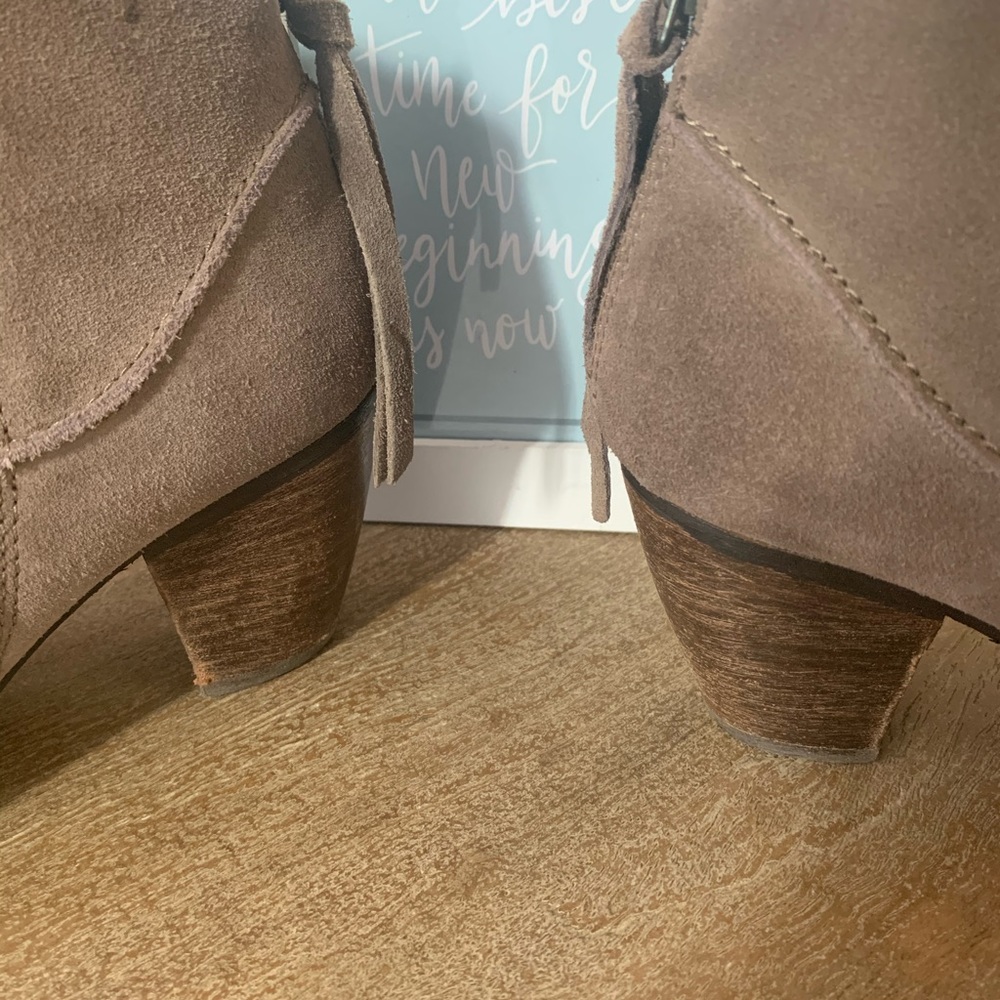Steve Madden Ankle Boots - Picture 8 of 9